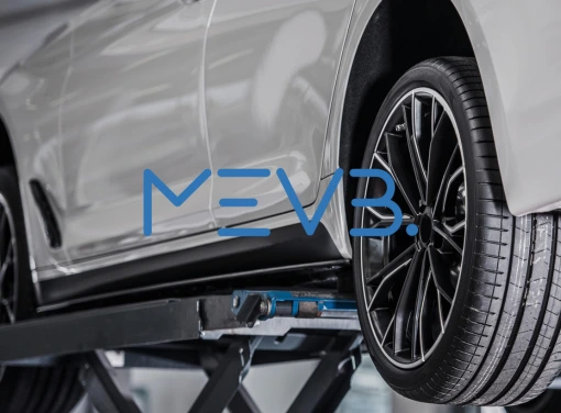 Optimizing a top automotive OEM’s aftermarket supply chain