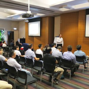 anyLogistix Supply Chain Design and Optimization seminar in Hong Kong